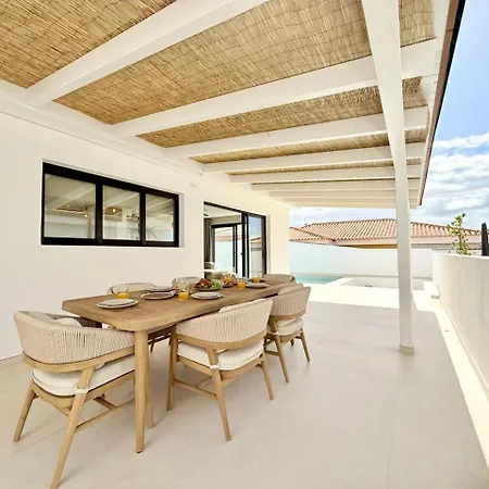 Kasa Bali * Callao Salvaje